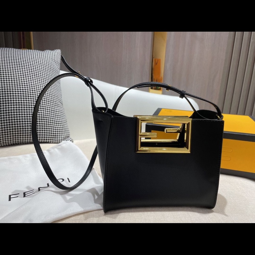 Women Black and gold  Purse